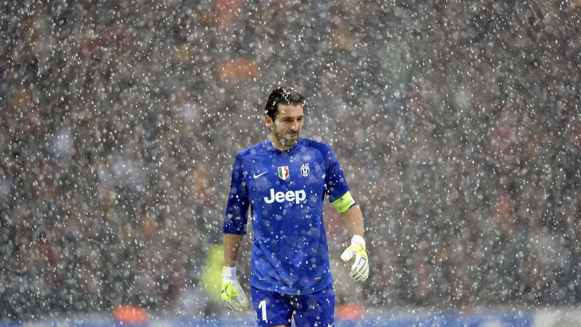 利物浦斥资6000万欧元锁定19岁天才中场，6倍溢价豪赌新拉基蒂奇